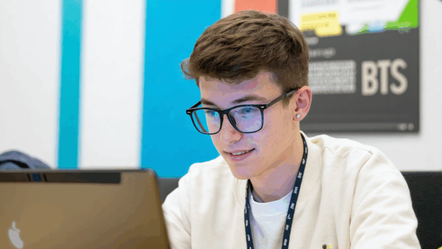 Astuces pour rédiger une lettre de motivation percutante en vue d&rsquo;intégrer un BTS Communication